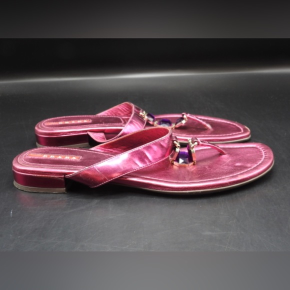 PRADA WOMEN'S PINK JEWELED THONG LEATHER FLAT SANDALS - Picture 5 of 10
